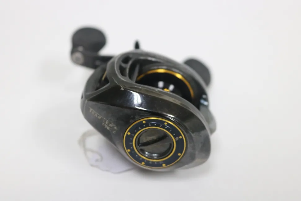 Lew's Pro Speed Spool TLP1HZ 6.4:1 RH - Used Casting Reel - Fair Condi