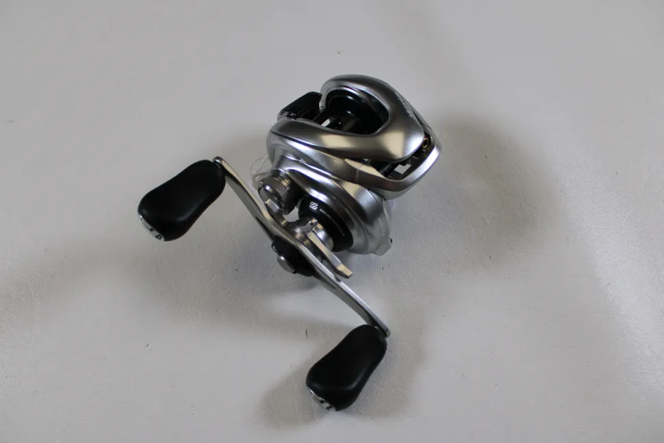 Shimano Metanium MGL 150 6.2:1 Gear Ratio - Used Casting Reel - Very G